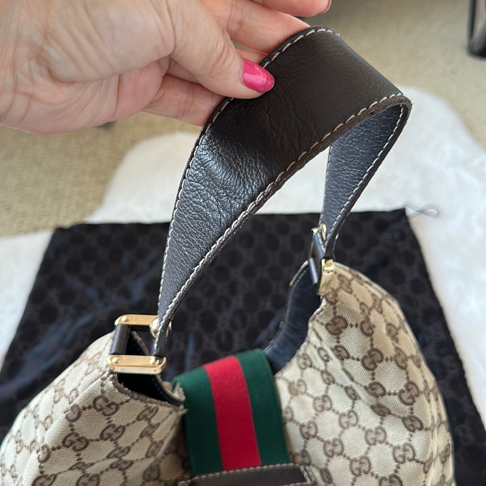 AUTHENTIC GUCCI BAG - Picture 8 of 11